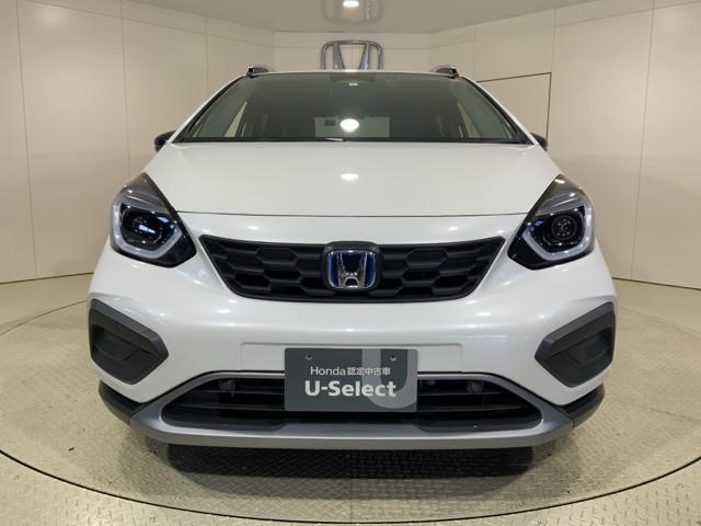 フィット ｅ：ＨＥＶクロスター　いまコレ＋新品マット付ＭナビＲカメラＥＴＣ　衝突回避システム　フルオートエアコン　前後センサー　ＬＥＤランプ　エアバッグ　サイドエアバック　地デジ　オートクルーズコントロール　ＶＳＡ　バックカメラ（18枚目）