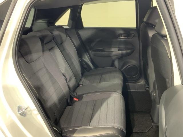 フィット ｅ：ＨＥＶクロスター　いまコレ＋新品マット付ＭナビＲカメラＥＴＣ　衝突回避システム　フルオートエアコン　前後センサー　ＬＥＤランプ　エアバッグ　サイドエアバック　地デジ　オートクルーズコントロール　ＶＳＡ　バックカメラ（25枚目）