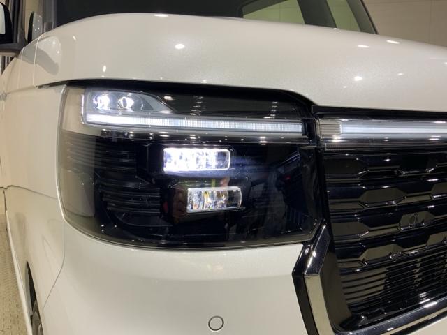 N-BOXカスタム ターボコーディネートスタイル 当社デモカーアップHondaSENSINGモノトーン 両側電動ドア 禁煙車 Rカメラ クルコン スマートキ- パワーステアリング ETC VSA セキュリティ エアコン LEDライト パワーウィンドウ(9枚目)