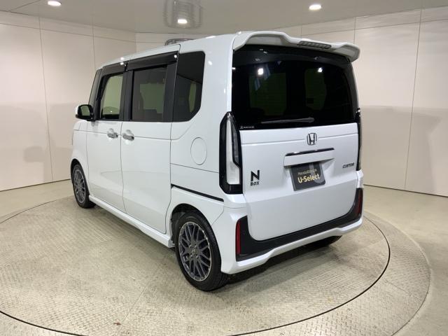 N-BOXカスタム ターボコーディネートスタイル 当社デモカーアップHondaSENSINGモノトーン 両側電動ドア 禁煙車 Rカメラ クルコン スマートキ- パワーステアリング ETC VSA セキュリティ エアコン LEDライト パワーウィンドウ(14枚目)