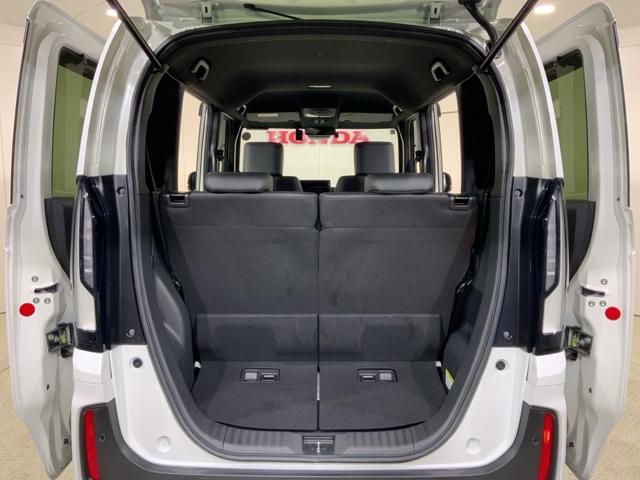 N-BOXカスタム ターボコーディネートスタイル 当社デモカーアップHondaSENSINGモノトーン 両側電動ドア 禁煙車 Rカメラ クルコン スマートキ- パワーステアリング ETC VSA セキュリティ エアコン LEDライト パワーウィンドウ(28枚目)