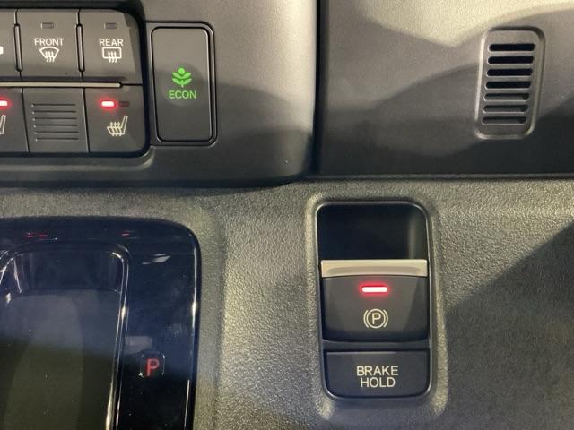 N-BOXカスタム ターボコーディネートスタイル 当社デモカーアップHondaSENSINGモノトーン 両側電動ドア 禁煙車 Rカメラ クルコン スマートキ- パワーステアリング ETC VSA セキュリティ エアコン LEDライト パワーウィンドウ(35枚目)