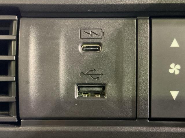 N-BOXカスタム ターボコーディネートスタイル 当社デモカーアップHondaSENSINGモノトーン 両側電動ドア 禁煙車 Rカメラ クルコン スマートキ- パワーステアリング ETC VSA セキュリティ エアコン LEDライト パワーウィンドウ(43枚目)