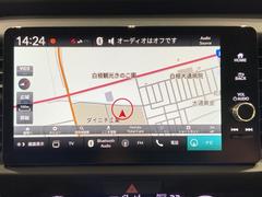 大画面の純正ナビゲーション 5