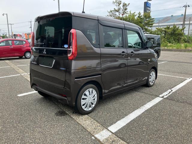 ｅＫスペース Ｍ　衝突被害軽減装置　純正ナビ　フルセグＴＶ　ＥＴＣ　両側スライドドア　アイドリングストップ　シートヒーター（9枚目）