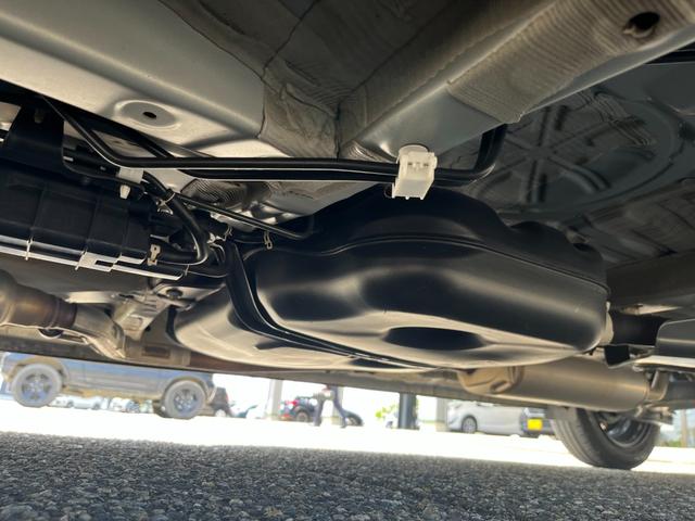 Ｎ－ＢＯＸ Ｇホンダセンシング　アダプティブクルーズコントロール　ナビ装着スペシャルパッケージ　社外ナビ　ワンセグＴＶ　バックカメラ　ＥＴＣ　ＬＥＤヘッドライト　プッシュスタート　スマートキー　両側スライドドア（28枚目）