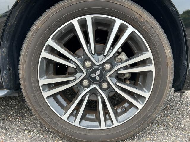 ミラージュ Ｇ　社外ナビ　ＨＩＤ　ＥＴＣ　純正１５インチアルミ（16枚目）