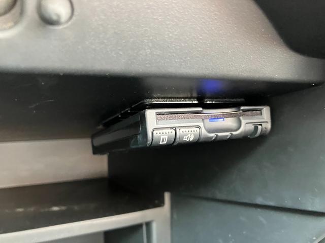 ノート ｅ－パワー　Ｘ　エマージェンシーブレーキ　社外ナビ　フルセグＴＶ　ブルートゥース　バックカメラ　ＥＴＣ　プッシュスタート　スマートキー　アイドリングストップ　オートライト（49枚目）