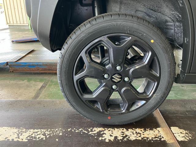 ハスラー タフワイルド　届出済未使用車　ルーフレール　アダプティブクルーズコントロール　ＬＥＤヘッドライト　フォグランプ　オートハイビーム　プッシュスタート　スマートキー　アイドリングストップ　純正アルミ　シートヒーター（28枚目）