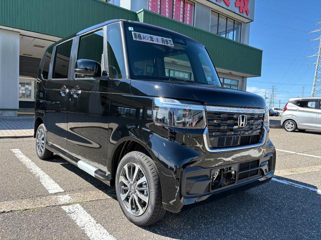 Ｎ－ＢＯＸカスタム ベースグレード　４ＷＤ　届出済未使用車　ホンダセンシング　アダプティブクルーズコントロール　ナビ装着スペシャルパッケージ　左側パワースライドドア　ＬＥＤヘッドライト　オートハイビーム　両席シートヒーター　スマートキー（12枚目）