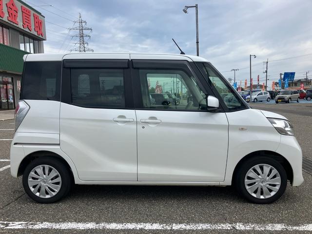 デイズルークス S 自社レンタUP エマージェンシーブレーキ ナビ TV バックカメラ ETC 両側スライドドア アイドリングストップ キーレスキー ベンチシート フルフラットシート 電動格納ミラー(8枚目)