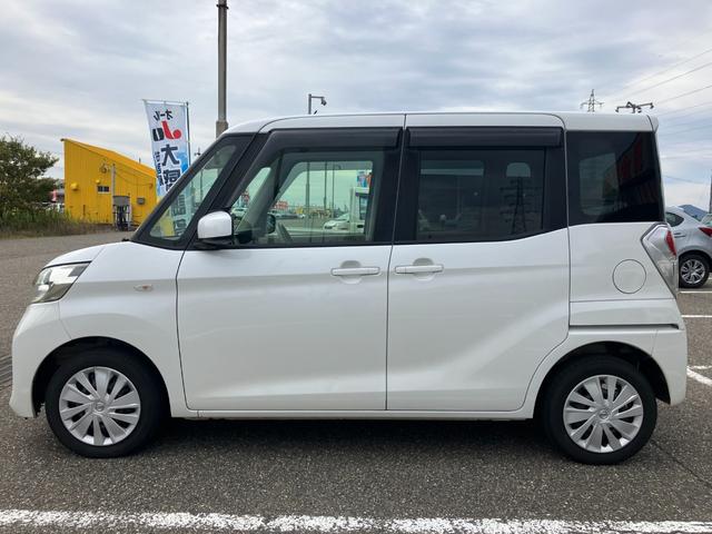 デイズルークス S 自社レンタUP エマージェンシーブレーキ ナビ TV バックカメラ ETC 両側スライドドア アイドリングストップ キーレスキー ベンチシート フルフラットシート 電動格納ミラー(12枚目)