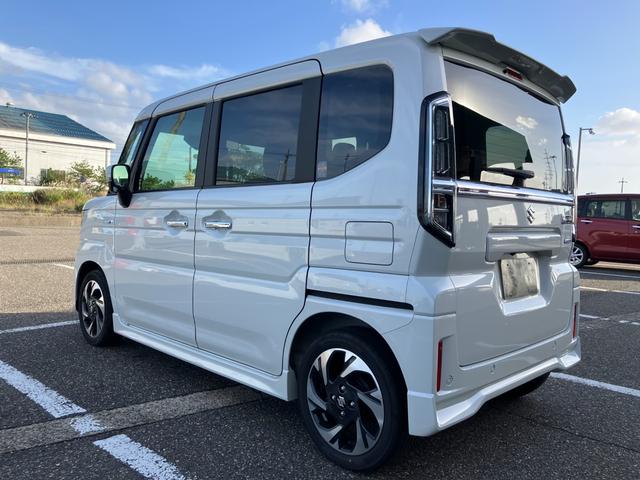 スペーシアカスタム ハイブリッドＸＳ　４ＷＤ　試乗車ＵＰ　全方位モニター付メモリーナビ　フルセグＴＶ　スズキセーフティーサポート　アダプティブクルーズコントロール　両側パワスラ　ＬＥＤライト　フォグ　シートヒーター　リヤシートオットマン（12枚目）