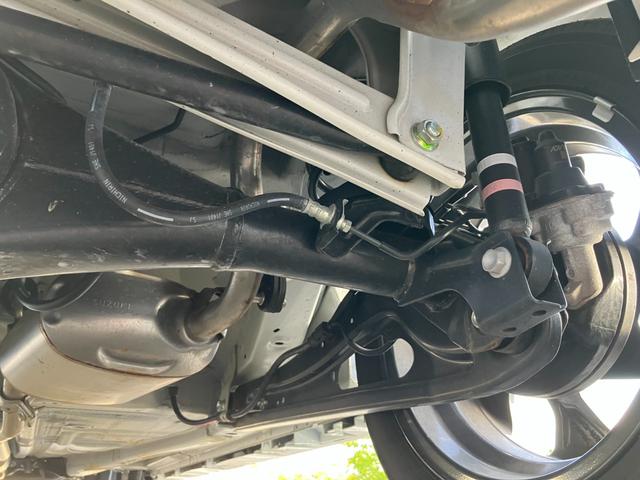 スペーシアカスタム ハイブリッドＸＳ　４ＷＤ　試乗車ＵＰ　全方位モニター付メモリーナビ　フルセグＴＶ　スズキセーフティーサポート　アダプティブクルーズコントロール　両側パワスラ　ＬＥＤライト　フォグ　シートヒーター　リヤシートオットマン（29枚目）