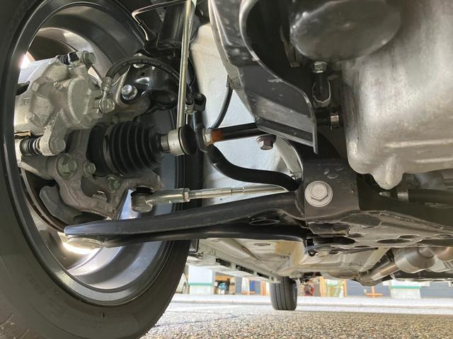 スペーシアカスタム ハイブリッドＸＳ　４ＷＤ　試乗車ＵＰ　全方位モニター付メモリーナビ　フルセグＴＶ　スズキセーフティーサポート　アダプティブクルーズコントロール　両側パワスラ　ＬＥＤライト　フォグ　シートヒーター　リヤシートオットマン（31枚目）