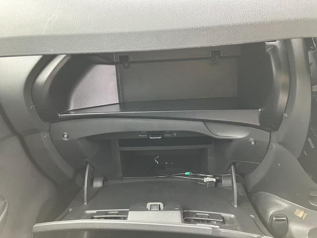 ノート ｅ－パワー　Ｘ　レンタＵＰ　エマージェンシーブレーキ　社外ナビ　ＴＶ　バックカメラ　ＥＴＣ　オートライト　オートハイビーム　プッシュスタート　スマートキー　純正アルミホイール（55枚目）
