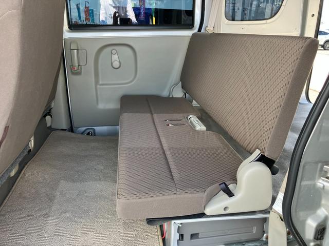 ＮＶ１００クリッパーバン ＤＸ　ＧＬパッケージ　２ＷＤ　５速マニュアル　パワーウインドー　プライバシーガラス　キーレス　オーバーヘッドコンソール　ＡＭＦＭラジオ（25枚目）