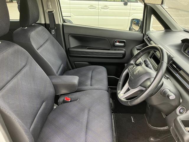 ワゴンＲ ハイブリッドＦＺ　スズキセーフティーサポート　プッシュスタート　スマートキー　ＬＥＤヘッドライト　オートライト　オートハイビーム　社外ＣＤ　アイドリングストップ　純正アルミホイール　シートヒーター（26枚目）