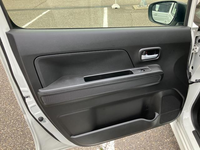 ワゴンＲ ハイブリッドＦＺ　スズキセーフティーサポート　プッシュスタート　スマートキー　ＬＥＤヘッドライト　オートライト　オートハイビーム　社外ＣＤ　アイドリングストップ　純正アルミホイール　シートヒーター（44枚目）