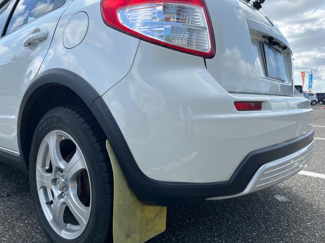 ＳＸ４ １．５ＸＧ　４ＷＤ　夏タイヤ４本新品交換　ＨＩＤ　６エアバッグ　ＡＢＳ　オートライト　フォグ　スマートキー　ＥＴＣ　ルーフレール　両側シートヒーター　革巻きステアリング　４速オートマ（26枚目）