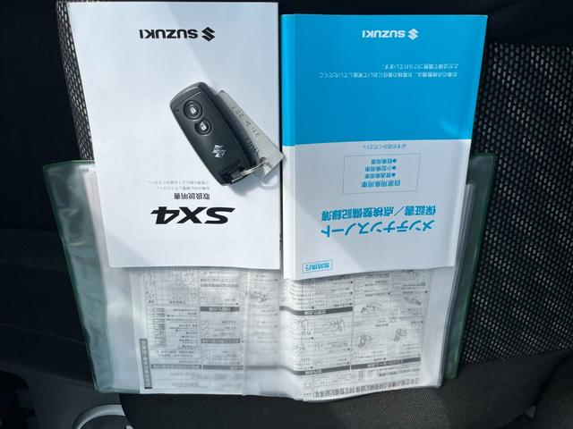 ＳＸ４ １．５ＸＧ　４ＷＤ　夏タイヤ４本新品交換　ＨＩＤ　６エアバッグ　ＡＢＳ　オートライト　フォグ　スマートキー　ＥＴＣ　ルーフレール　両側シートヒーター　革巻きステアリング　４速オートマ（77枚目）