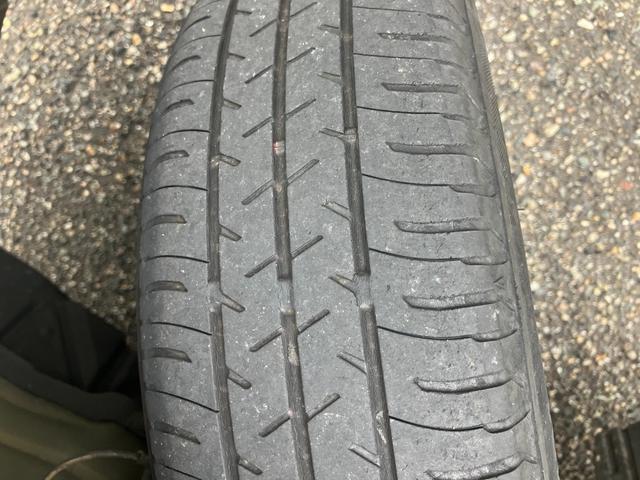 スペーシア Ｘリミテッド　４ＷＤ　衝突被害軽減装置　社外ナビ　ワンセグＴＶ　ＤＶＤ　ブルートゥース　ＥＴＣ　両側パワースライドドア　ディスチャージライト　オートライト　両席シートヒーター　夏タイヤ４本新品交換（28枚目）