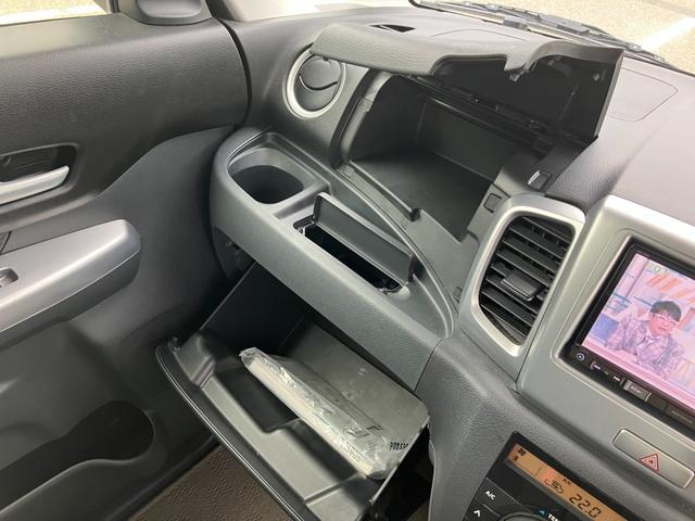 スペーシア Ｘリミテッド　４ＷＤ　衝突被害軽減装置　社外ナビ　ワンセグＴＶ　ＤＶＤ　ブルートゥース　ＥＴＣ　両側パワースライドドア　ディスチャージライト　オートライト　両席シートヒーター　夏タイヤ４本新品交換（47枚目）