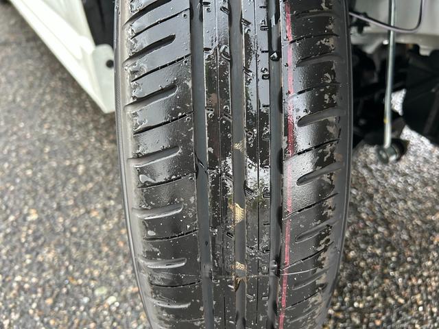 スペーシアカスタム ハイブリッドＧＳ　４ＷＤ　届出済未使用車　スズキセーフティーサポート　アダプティブクルーズコントロール　左側パワースライドドア　ＬＥＤライト　フォグランプ　オートハイビーム　プッシュスタート　シートヒーター（12枚目）