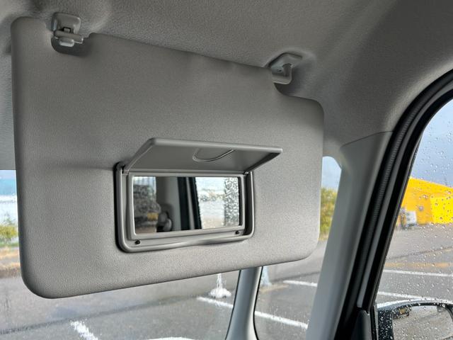 スペーシアカスタム ハイブリッドＧＳ　４ＷＤ　届出済未使用車　スズキセーフティーサポート　アダプティブクルーズコントロール　左側パワースライドドア　ＬＥＤライト　フォグランプ　オートハイビーム　プッシュスタート　シートヒーター（50枚目）