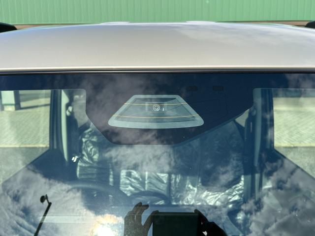スペーシアギア ハイブリッドＸＺ　４ＷＤ　全方位モニター付メモリーナビ　フルセグ　ブルートゥース　両側パワースライドドア　アダプティブクルーズコントロール　ＬＥＤヘッドライト　フォグランプ　シートヒーター　リヤシートオットマン（9枚目）