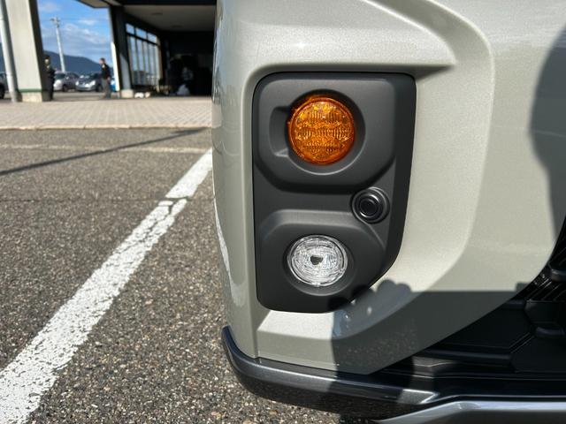スペーシアギア ハイブリッドＸＺ　４ＷＤ　全方位モニター付メモリーナビ　フルセグ　ブルートゥース　両側パワースライドドア　アダプティブクルーズコントロール　ＬＥＤヘッドライト　フォグランプ　シートヒーター　リヤシートオットマン（18枚目）
