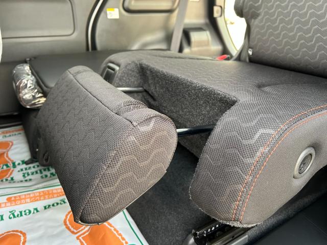 スペーシアギア ハイブリッドＸＺ　４ＷＤ　全方位モニター付メモリーナビ　フルセグ　ブルートゥース　両側パワースライドドア　アダプティブクルーズコントロール　ＬＥＤヘッドライト　フォグランプ　シートヒーター　リヤシートオットマン（26枚目）