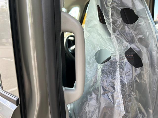 スペーシアギア ハイブリッドＸＺ　４ＷＤ　全方位モニター付メモリーナビ　フルセグ　ブルートゥース　両側パワースライドドア　アダプティブクルーズコントロール　ＬＥＤヘッドライト　フォグランプ　シートヒーター　リヤシートオットマン（28枚目）