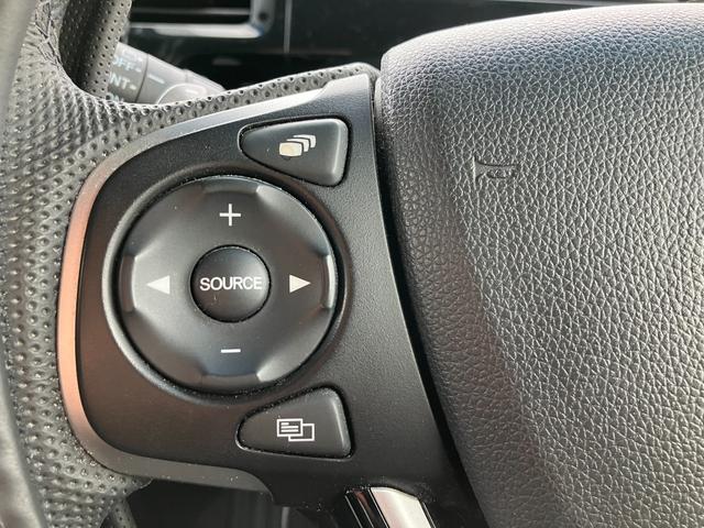 ステップワゴン モデューロＸ　ホンダセンシング　７人乗り　両側電動スライド　専用足回り　専用シート　前後ドラレコ　ＥＴＣ　純正９インチナビ　ＣＤ　ＤＶＤ　ＢＴ　パドルシフト　フルセグ　Ｂカメラ　アイドリングストップ　コーナーセンサー（10枚目）