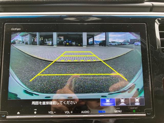 ステップワゴン モデューロＸ　ホンダセンシング　７人乗り　両側電動スライド　専用足回り　専用シート　前後ドラレコ　ＥＴＣ　純正９インチナビ　ＣＤ　ＤＶＤ　ＢＴ　パドルシフト　フルセグ　Ｂカメラ　アイドリングストップ　コーナーセンサー（11枚目）