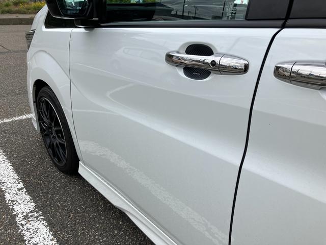 ステップワゴン モデューロＸ　ホンダセンシング　７人乗り　両側電動スライド　専用足回り　専用シート　前後ドラレコ　ＥＴＣ　純正９インチナビ　ＣＤ　ＤＶＤ　ＢＴ　パドルシフト　フルセグ　Ｂカメラ　アイドリングストップ　コーナーセンサー（33枚目）