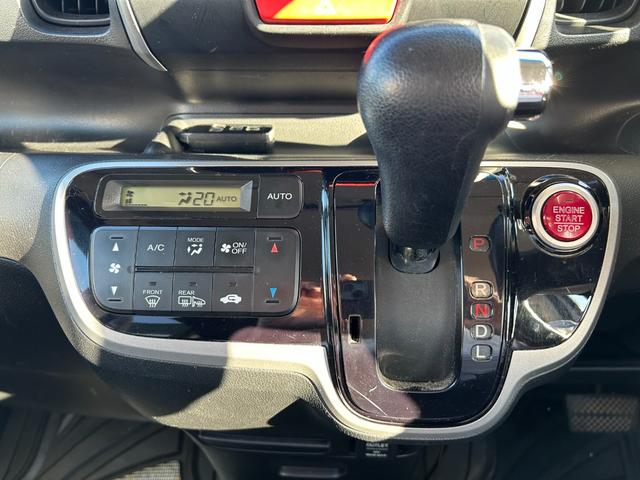 N-BOX G SSパッケージ 当社買取車 4WD 両側電動スライドドア スマートキー 社外アルミ(28枚目)