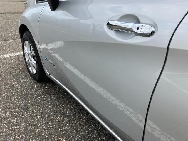 ノート e-パワー B エマージェンシーブレーキ プッシュスタート スマートキー バックカメラ ETC(40枚目)