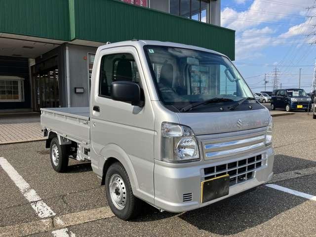 キャリイトラック KCエアコン・パワステ 4WD 届出済未使用車 パワーウインドー キーレス 横滑り防止装置 オートライト アイドリングストップ フロントメッキグリル AMFMラジオ(7枚目)