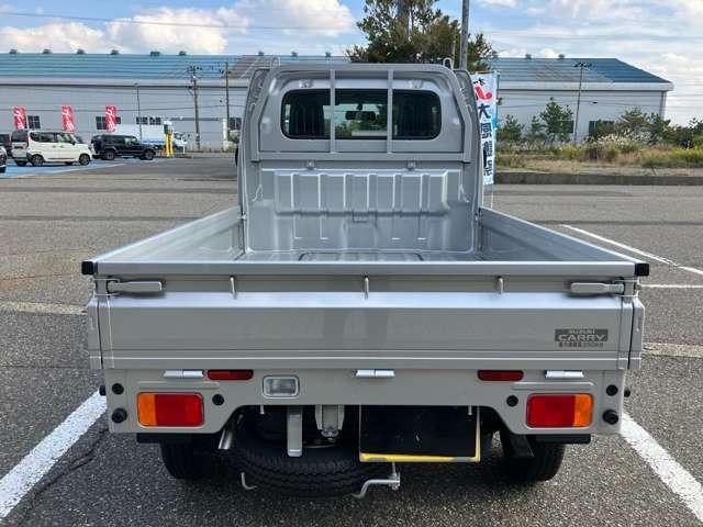キャリイトラック KCエアコン・パワステ 4WD 届出済未使用車 パワーウインドー キーレス 横滑り防止装置 オートライト アイドリングストップ フロントメッキグリル AMFMラジオ(17枚目)