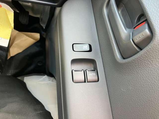 キャリイトラック KCエアコン・パワステ 4WD 届出済未使用車 パワーウインドー キーレス 横滑り防止装置 オートライト アイドリングストップ フロントメッキグリル AMFMラジオ(37枚目)