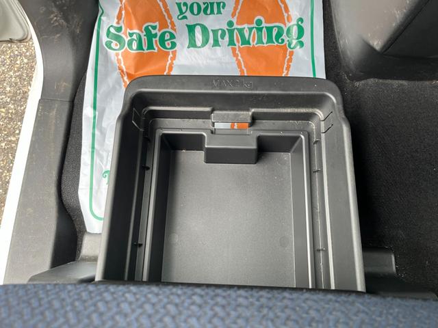 ルークス ハイウェイスター　Ｇターボプロパイロットエディション　夏タイヤ４本新品交換　エマージェンシーブレーキ　アラウンドビューモニター　アダプティブクルーズコントロール　両側パワースライドドア　ＬＥＤヘッドライト　フォグランプ　純正アルミホイール（68枚目）