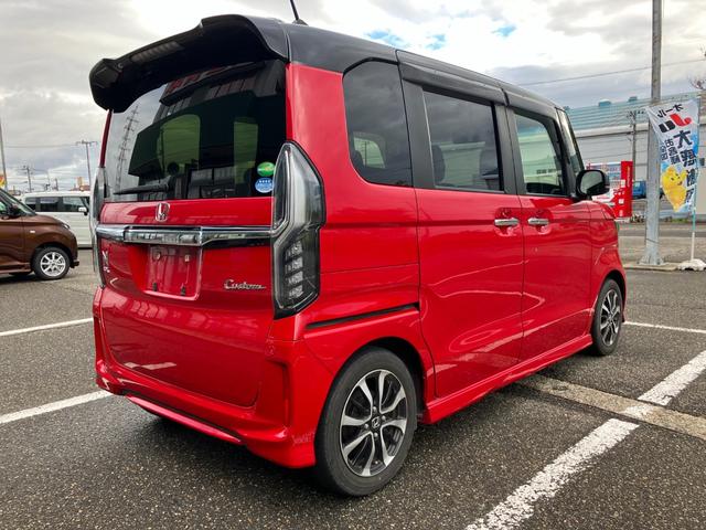 Ｎ－ＢＯＸカスタム Ｇ・Ｌホンダセンシング　バックカメラ　ＥＴＣ　アダプティブクルーズコントロール　両側パワースライドドア　ＬＥＤヘッドライト　フォグランプ　２トーンルーフ　夏タイヤ４本新品交換　スマートキー２個　純正ナビ　Ｂｌｕｅｔｏｏｔｈ（9枚目）