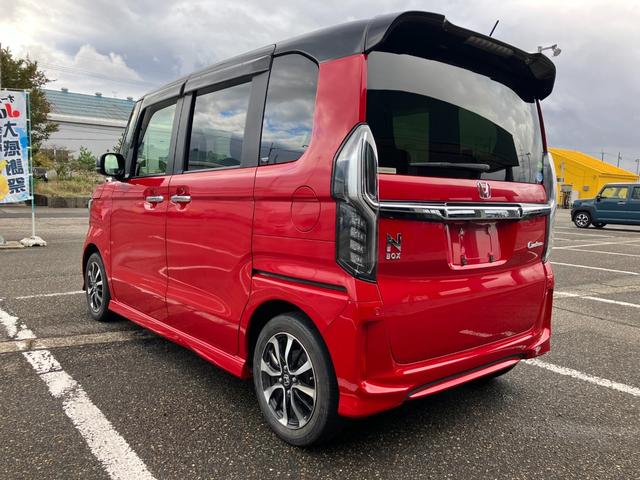 Ｎ－ＢＯＸカスタム Ｇ・Ｌホンダセンシング　バックカメラ　ＥＴＣ　アダプティブクルーズコントロール　両側パワースライドドア　ＬＥＤヘッドライト　フォグランプ　２トーンルーフ　夏タイヤ４本新品交換　スマートキー２個　純正ナビ　Ｂｌｕｅｔｏｏｔｈ（11枚目）