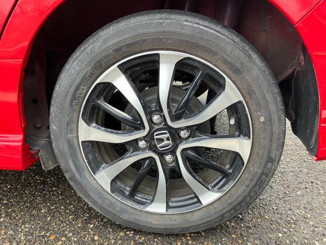 Ｎ－ＢＯＸカスタム Ｇ・Ｌホンダセンシング　バックカメラ　ＥＴＣ　アダプティブクルーズコントロール　両側パワースライドドア　ＬＥＤヘッドライト　フォグランプ　２トーンルーフ　夏タイヤ４本新品交換　スマートキー２個　純正ナビ　Ｂｌｕｅｔｏｏｔｈ（13枚目）