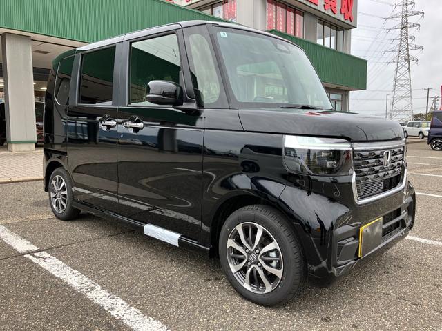 Ｎ－ＢＯＸカスタム ベースグレード　ホンダセンシング　ナビ装着スペシャルパッケージ　アダプティブクルーズコントロール　左側パワースライドドア　ＬＥＤヘッドライト　オートハイビーム　プッシュスタート　スマートキー　シートヒーター（3枚目）