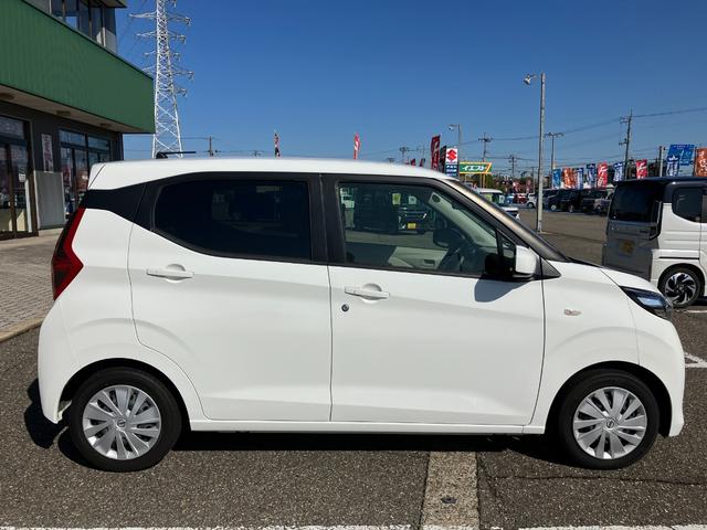 デイズ B CDデッキ キーレス チルトステアリング シートリフター Wエアバッグ ABS(16枚目)