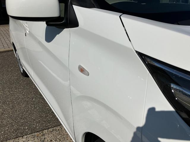 デイズ B CDデッキ キーレス チルトステアリング シートリフター Wエアバッグ ABS(26枚目)