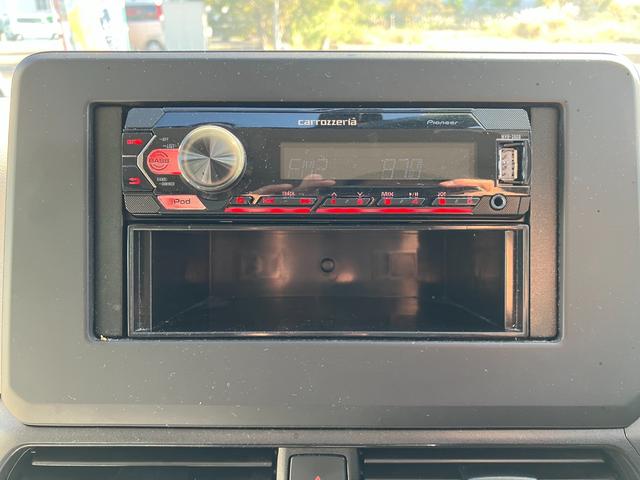 デイズ B CDデッキ キーレス チルトステアリング シートリフター Wエアバッグ ABS(49枚目)