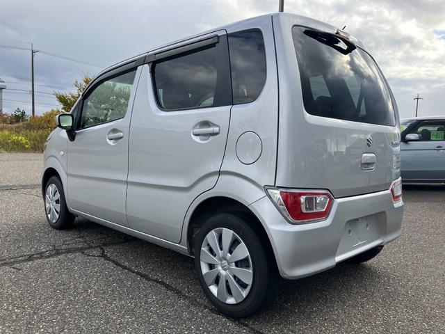 新車オールメーカーお取り扱い出来ます！また探してほしいお車はオークション等で見つけれます！お車探しお手伝いさせてください！